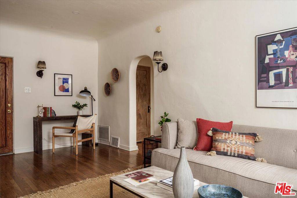 West Hollywood, CA 90046,1345 N Hayworth AVE #110
