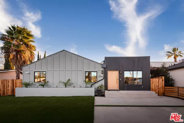 17624 Martha ST, Encino, CA 91316