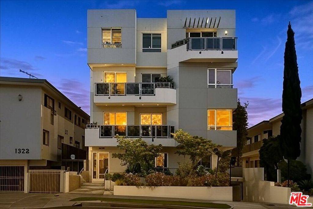 1326 S Centinela AVE #103, Los Angeles, CA 90025