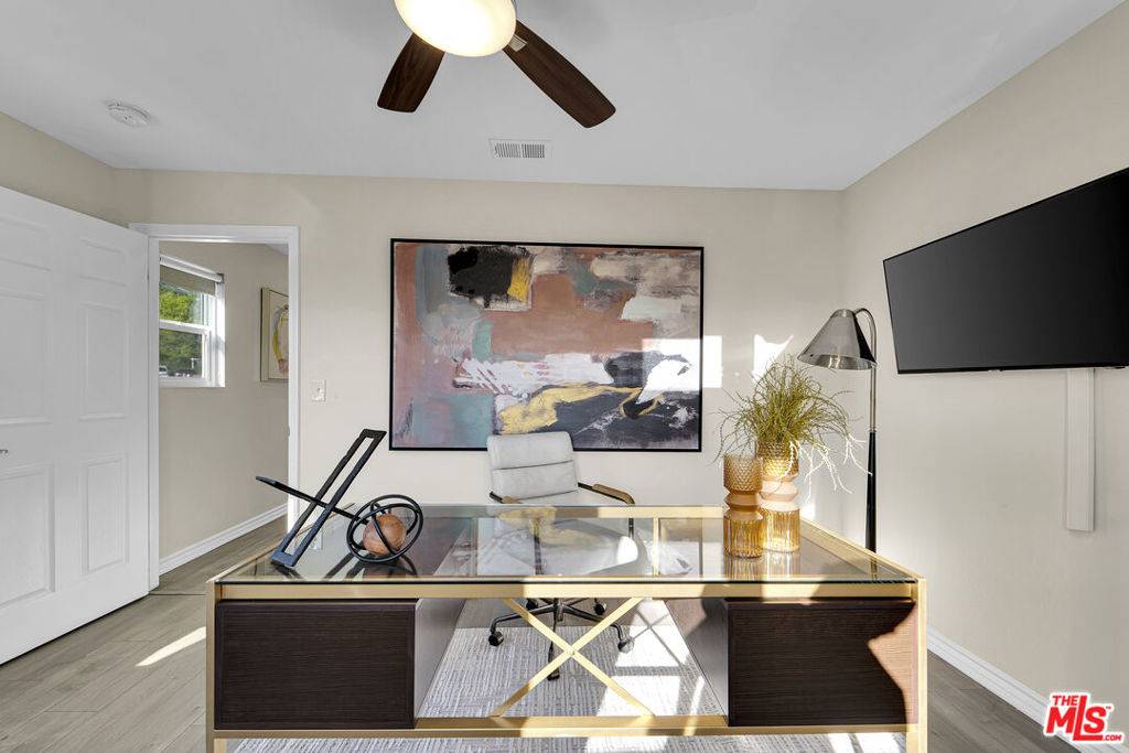 Los Angeles, CA 90065,3620 Altamont ST