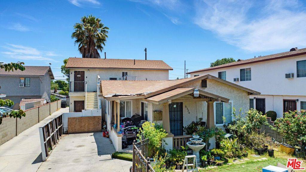 North Hollywood, CA 91601,11320 Emelita ST