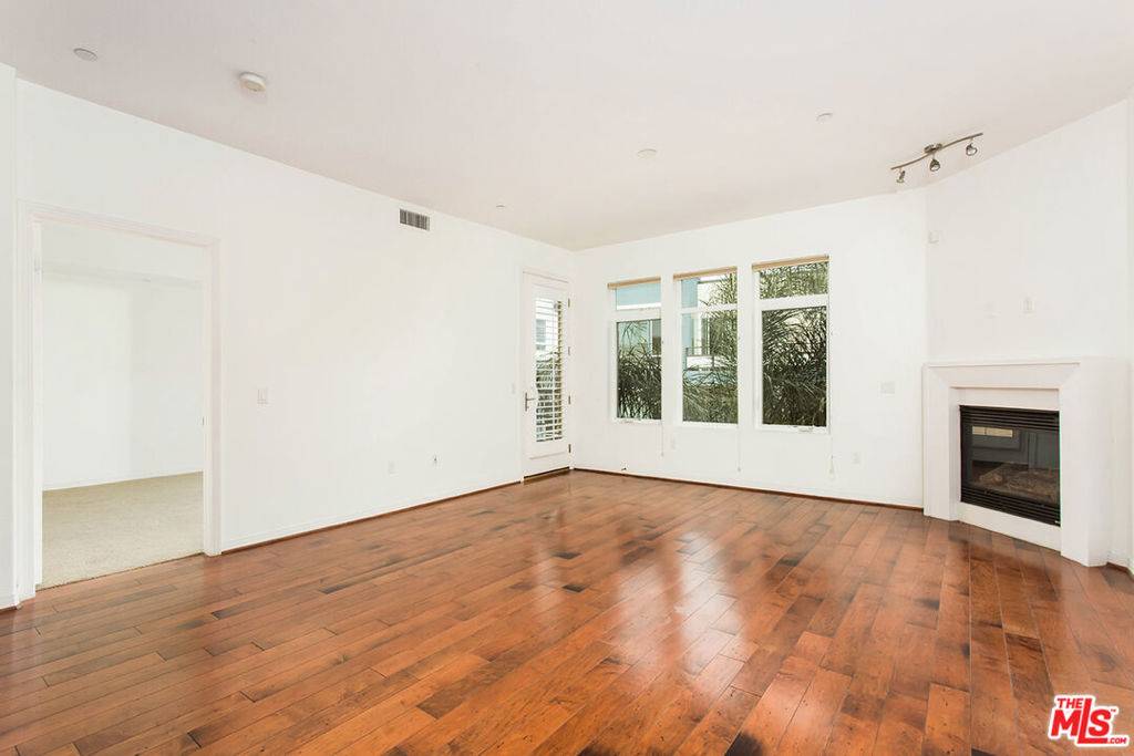 Marina Del Rey, CA 90292,4050 Glencoe AVE #423