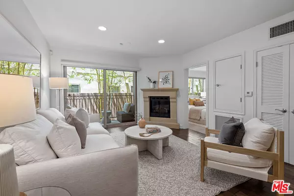 Playa Del Rey, CA 90293,8238 W Manchester AVE #110