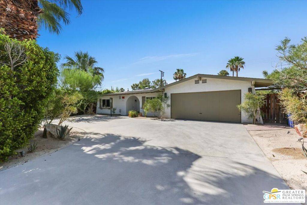 Palm Springs, CA 92262,1365 E Tachevah DR