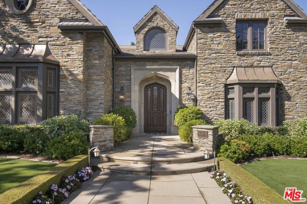 4163 Oak Place DR, Westlake Village, CA 91362