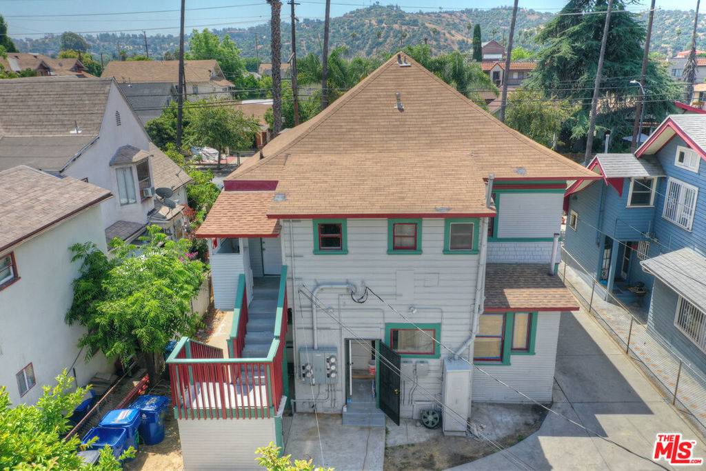Los Angeles, CA 90042,5323 Monte Vista ST