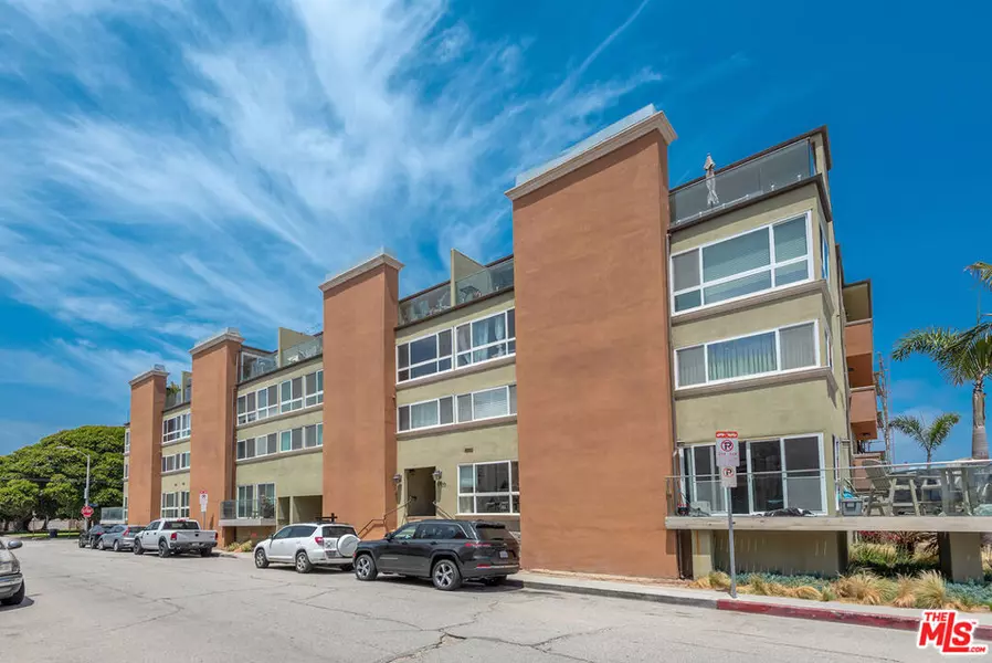 6400 Pacific AVE #308, Playa Del Rey, CA 90293
