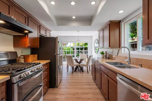 Redondo Beach, CA 90278,2404 Gates AVE #5