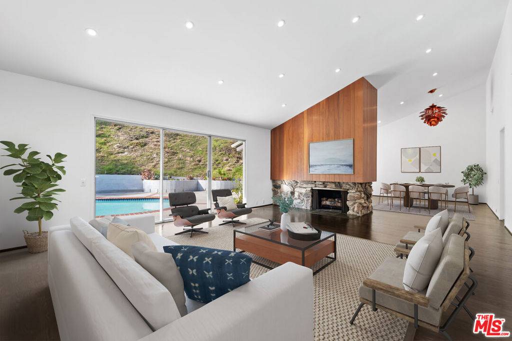 6441 Tahoe DR, Los Angeles, CA 90068