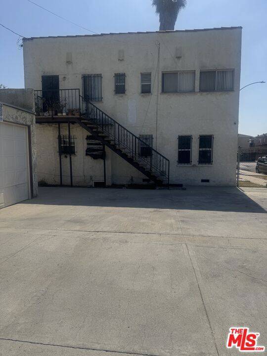 Los Angeles, CA 90043,6125 West BLVD