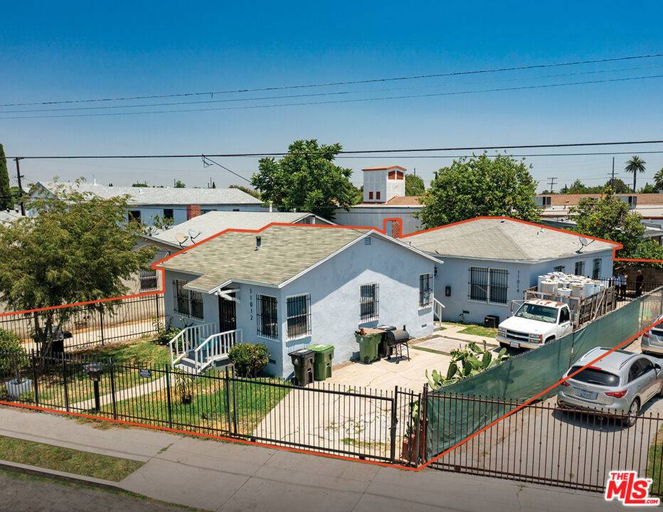 11012 Willowbrook AVE, Los Angeles, CA 90059