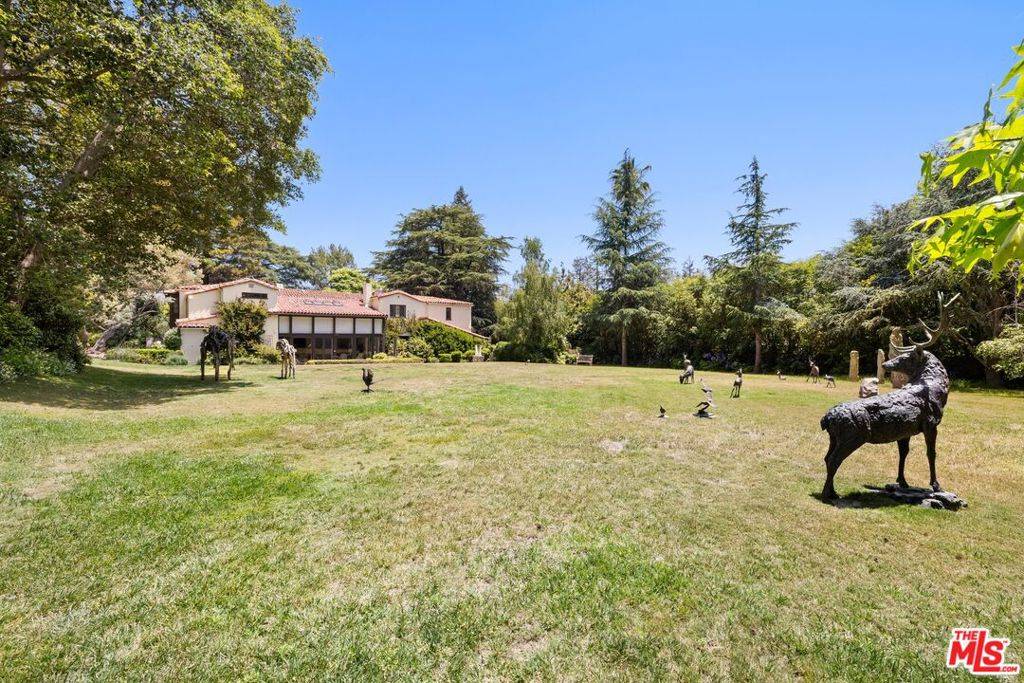 355 S Bristol AVE, Los Angeles, CA 90049