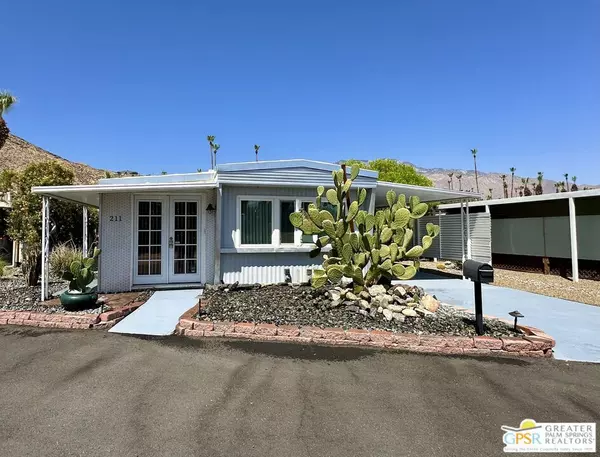 211 Newport, Palm Springs, CA 92264