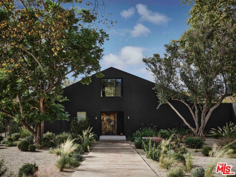 6153 Bonsall DR, Malibu, CA 90265