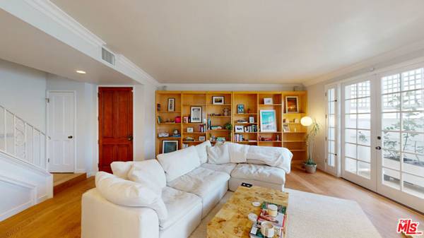 Santa Monica, CA 90403,1037 16th ST #10