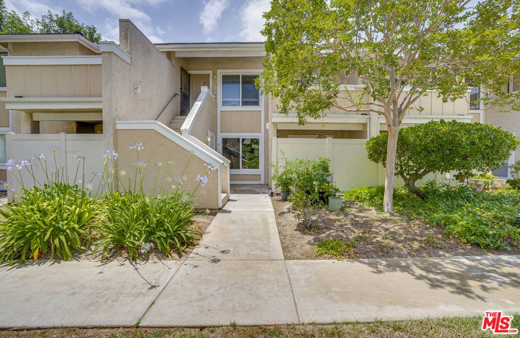 2940 Deacon ST #31, Simi Valley, CA 93065