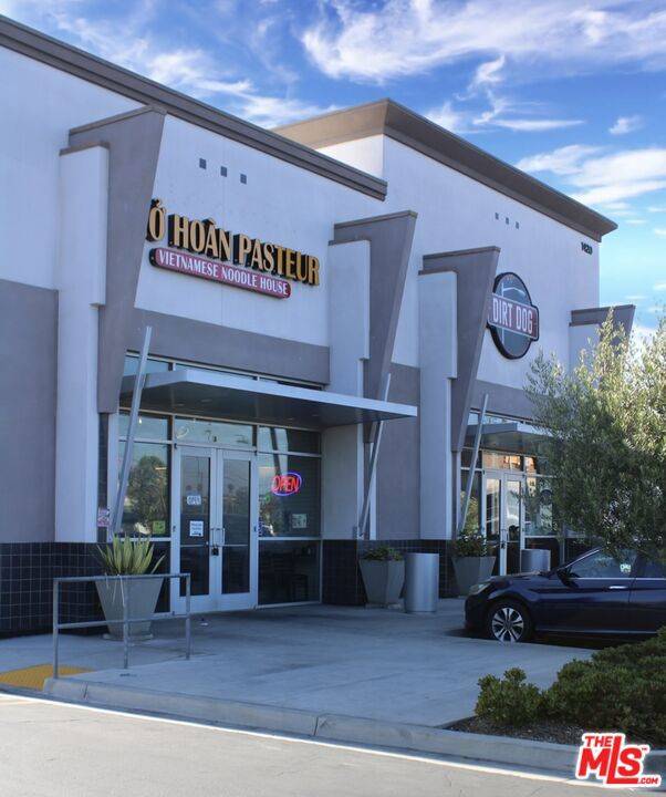 Gardena, CA 90247,1420 W Redondo Beach Blvd