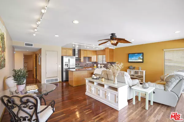 Malibu, CA 90265,25200 Malibu RD #1