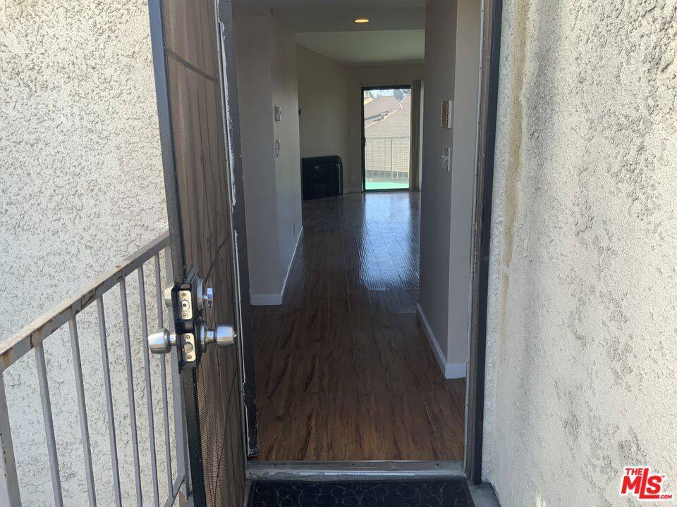 620 W Hyde Park BLVD #309, Inglewood, CA 90302