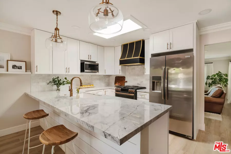 2641 Hartland CIR, Westlake Village, CA 91361