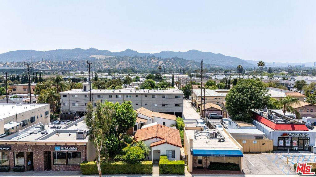 Glendale, CA 91201,1422 W Glenoaks BLVD
