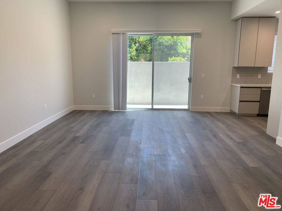 Los Angeles, CA 90025,1721 GRANVILLE AVE #1