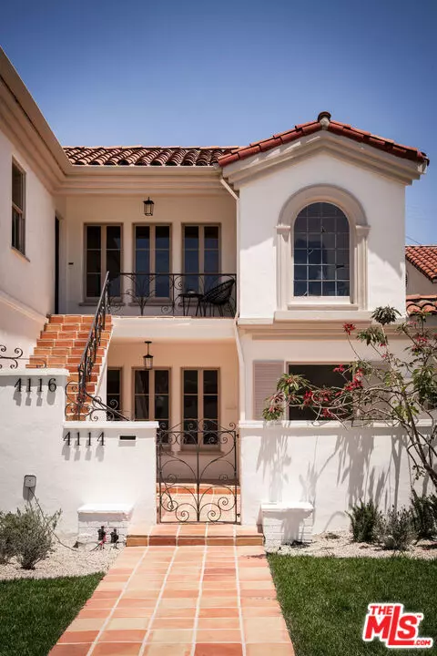 View Park, CA 90008,4114 S Victoria AVE