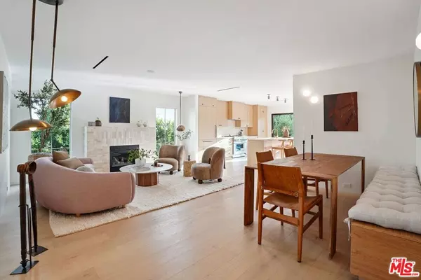 Sherman Oaks, CA 91423,4539 Atoll AVE