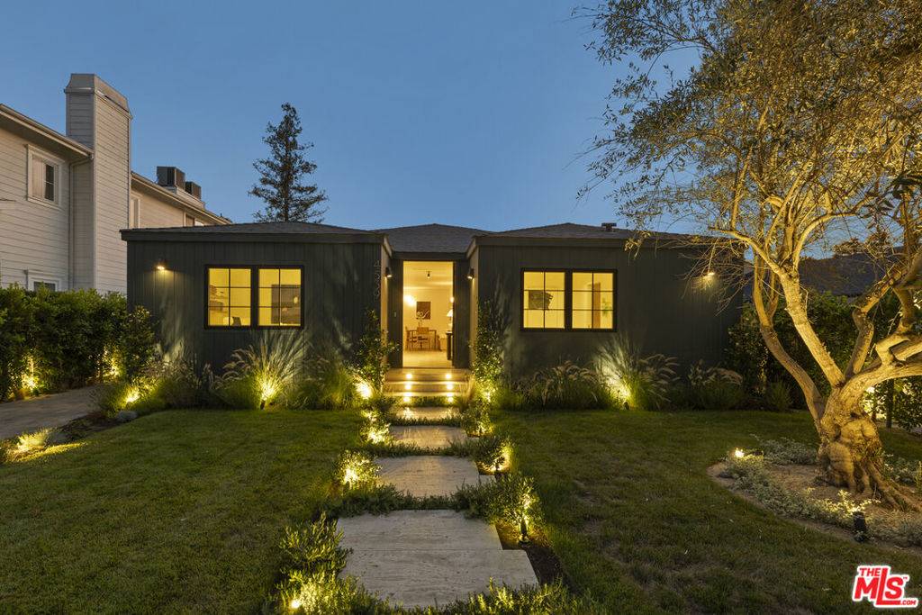 Sherman Oaks, CA 91423,4539 Atoll AVE