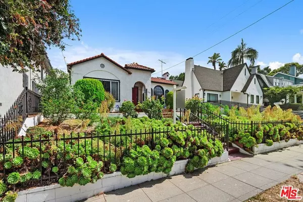 Los Angeles, CA 90004,5021 Elmwood AVE