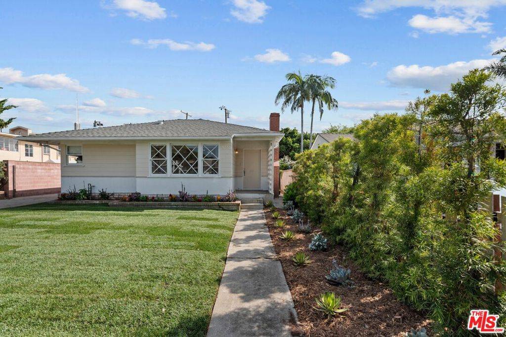 4222 Corinth AVE, Los Angeles, CA 90066