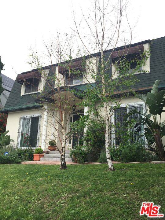Los Angeles, CA 90019,982 S Gramercy PL