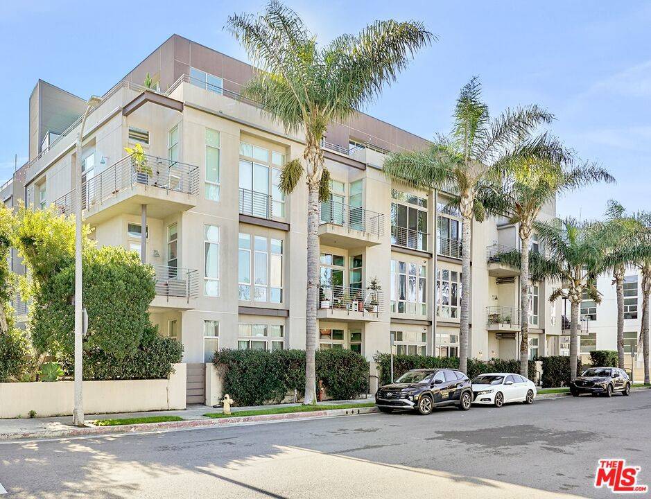 Marina Del Rey, CA 90292,13320 Beach AVE #303