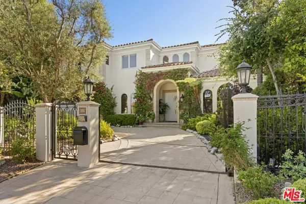 625 Foothill RD, Beverly Hills, CA 90210