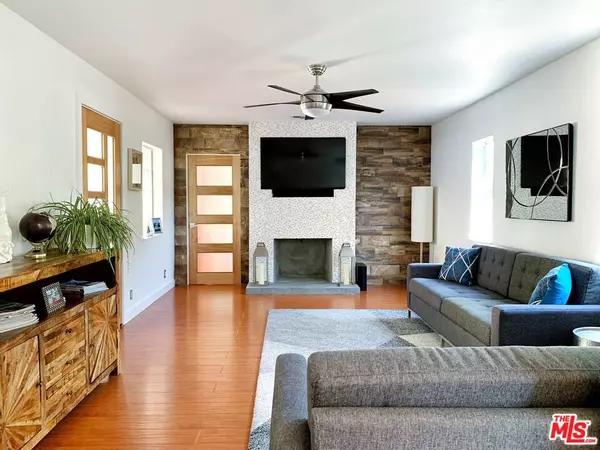 6840 Orion AVE, Van Nuys, CA 91406