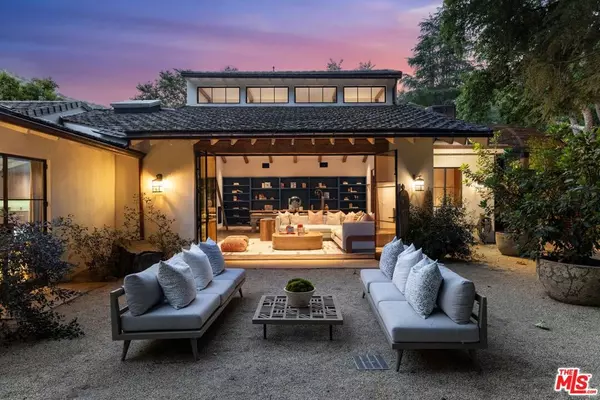 Los Angeles, CA 90049,3099 Mandeville Canyon RD