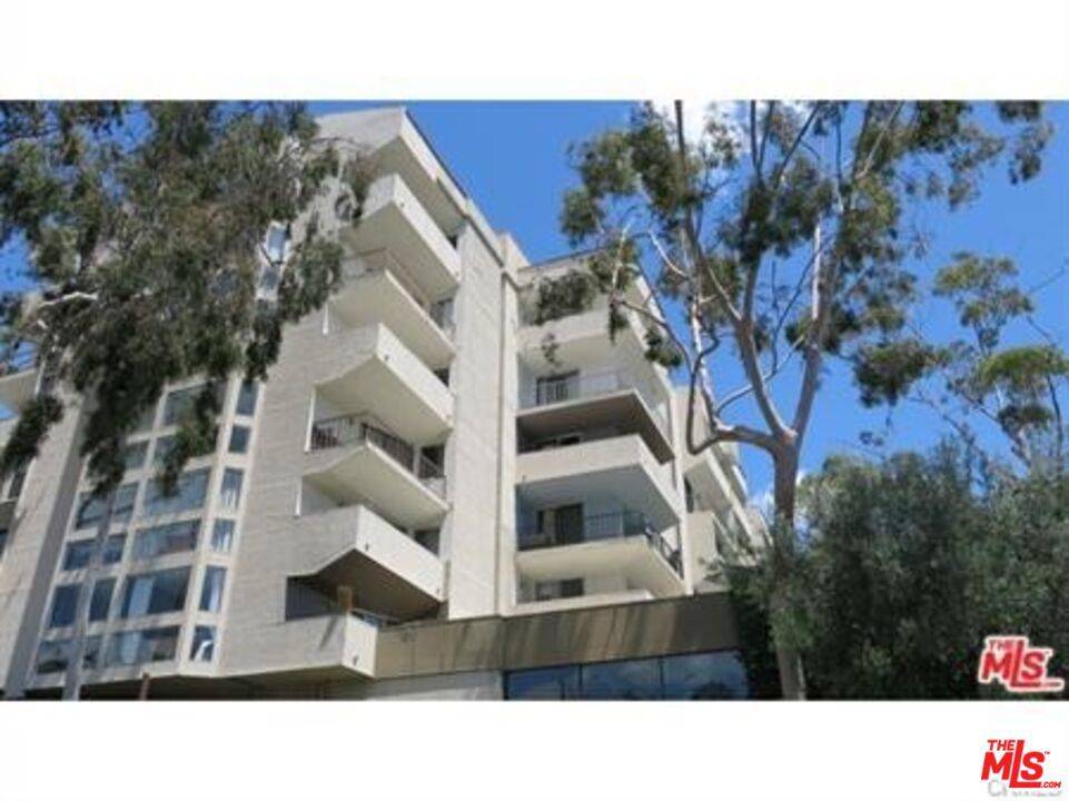 3949 Los Feliz BLVD #209, Los Angeles, CA 90027