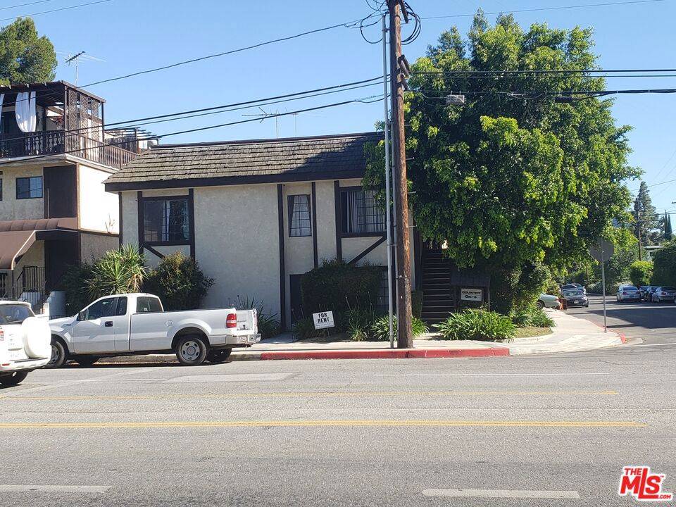5170 N Columbus AVE, Sherman Oaks, CA 91403