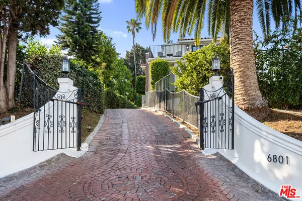 Los Angeles, CA 90068,6801 Iris CIR