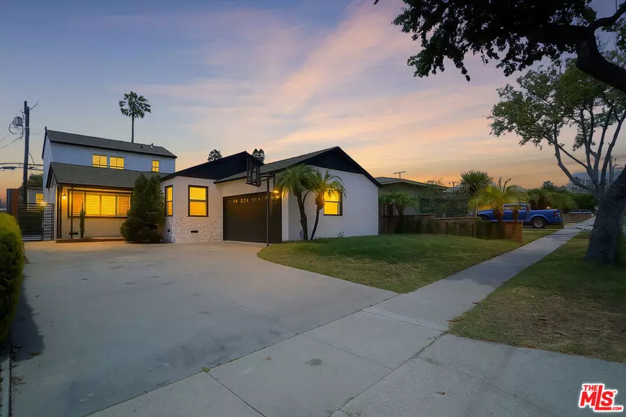 11703 Atkinson AVE, Hawthorne, CA 90250