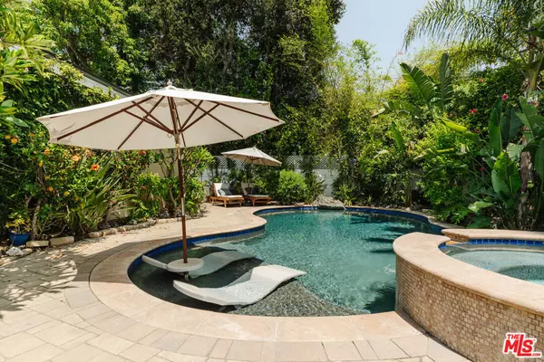 Toluca Lake, CA 91602,4426 Auckland AVE