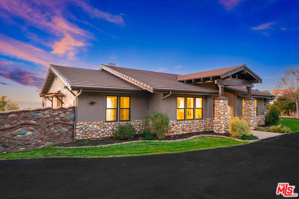 Bonsall, CA 92003,32070 Via Vera
