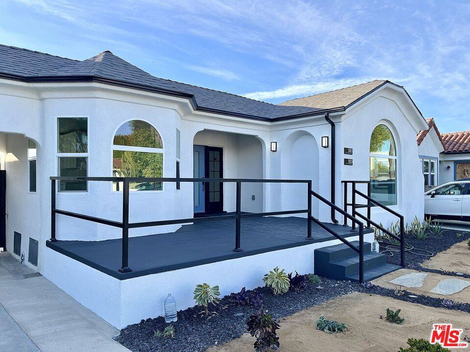 Los Angeles, CA 90016,3021 Wellington RD