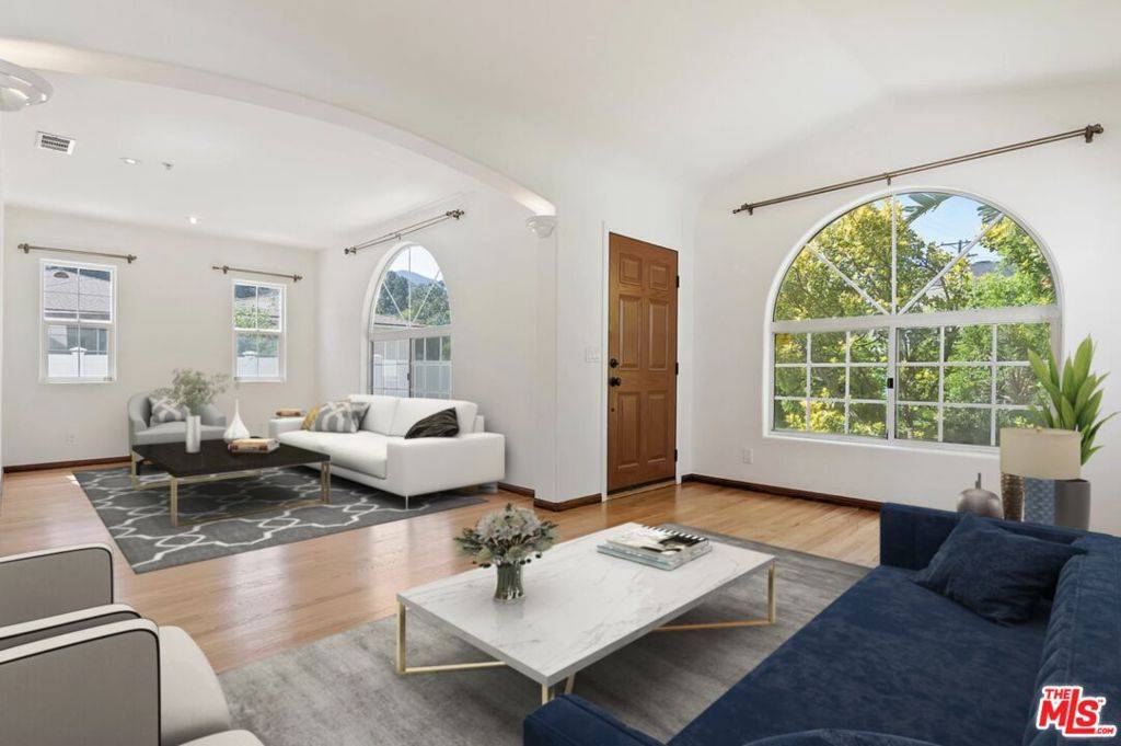 1710 Santa Paula PL, Glendale, CA 91208