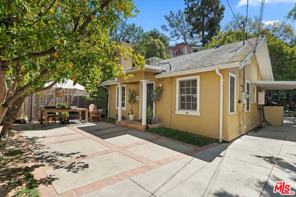 2516 Glen Green ST, Los Angeles, CA 90068