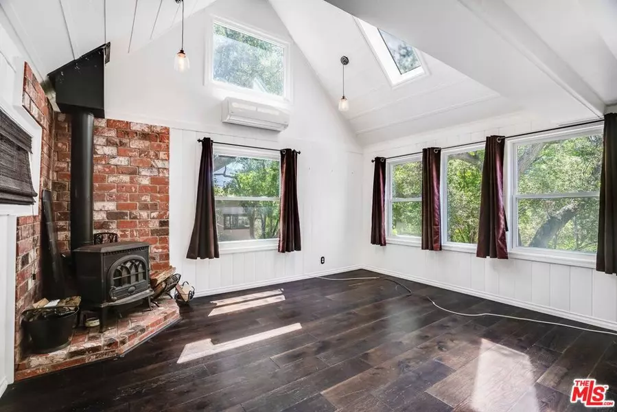 638 N Topanga Canyon BLVD, Topanga, CA 90290