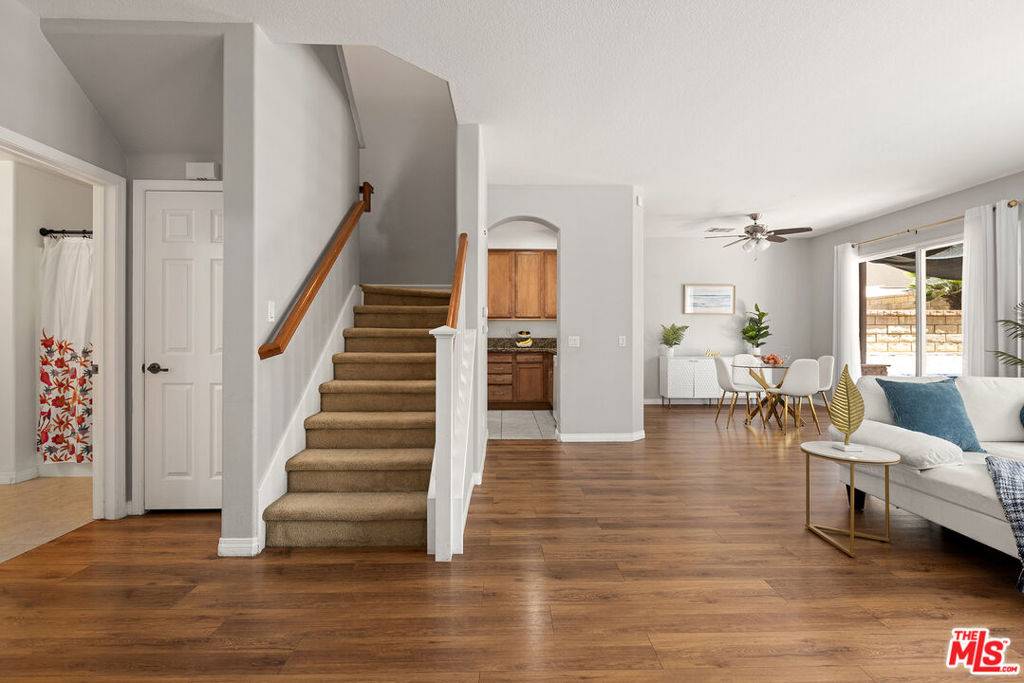Valencia, CA 91354,23868 Toscana DR