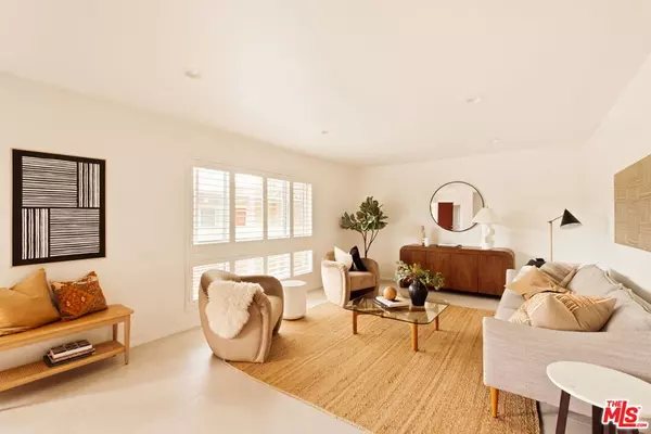 West Hollywood, CA 90069,970 Palm AVE #207