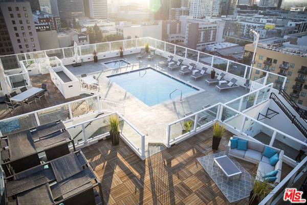 939 S Broadway #409, Los Angeles, CA 90015