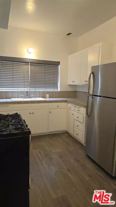 Los Angeles, CA 90016,2621 Wellington RD
